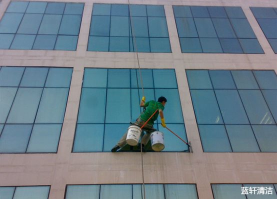 沙坪壩外墻清洗